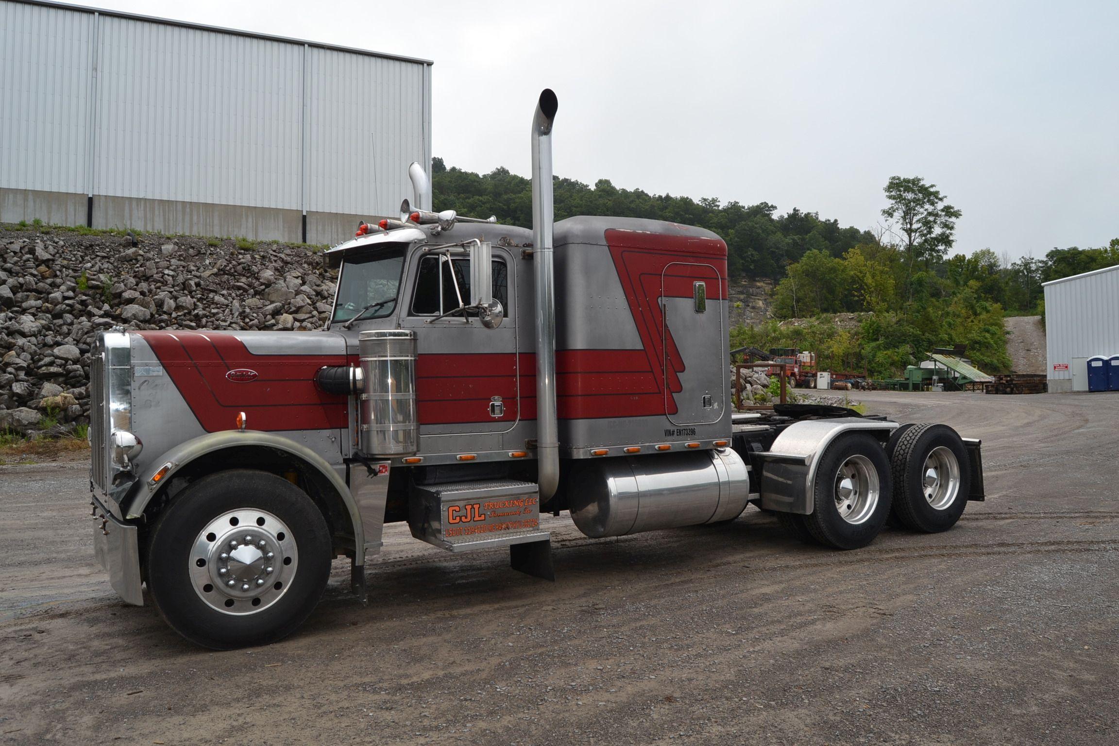 "1984 PETERBUILT MODEL 359 ROAD TRACTOR W/SLEEPER W/3406B CAT ENGINE (COMPLETE REBUILD IN  NOV. 2023