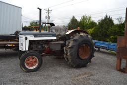 1957 INTERNATIONAL 650 SERIES FARM TRACTOR W/ PROPANE GAS ENGINE