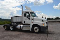 2013 FREIGHTLINER DAY CAB ROAD TRACTOR