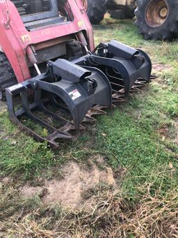 BUSH GRAPPLE