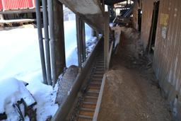 22' ALL STEEL WASTE CONVEYOR W/ 110 LADDER BACK CHAIN W/ DRIVE COME FROM UNDER CHIPPER