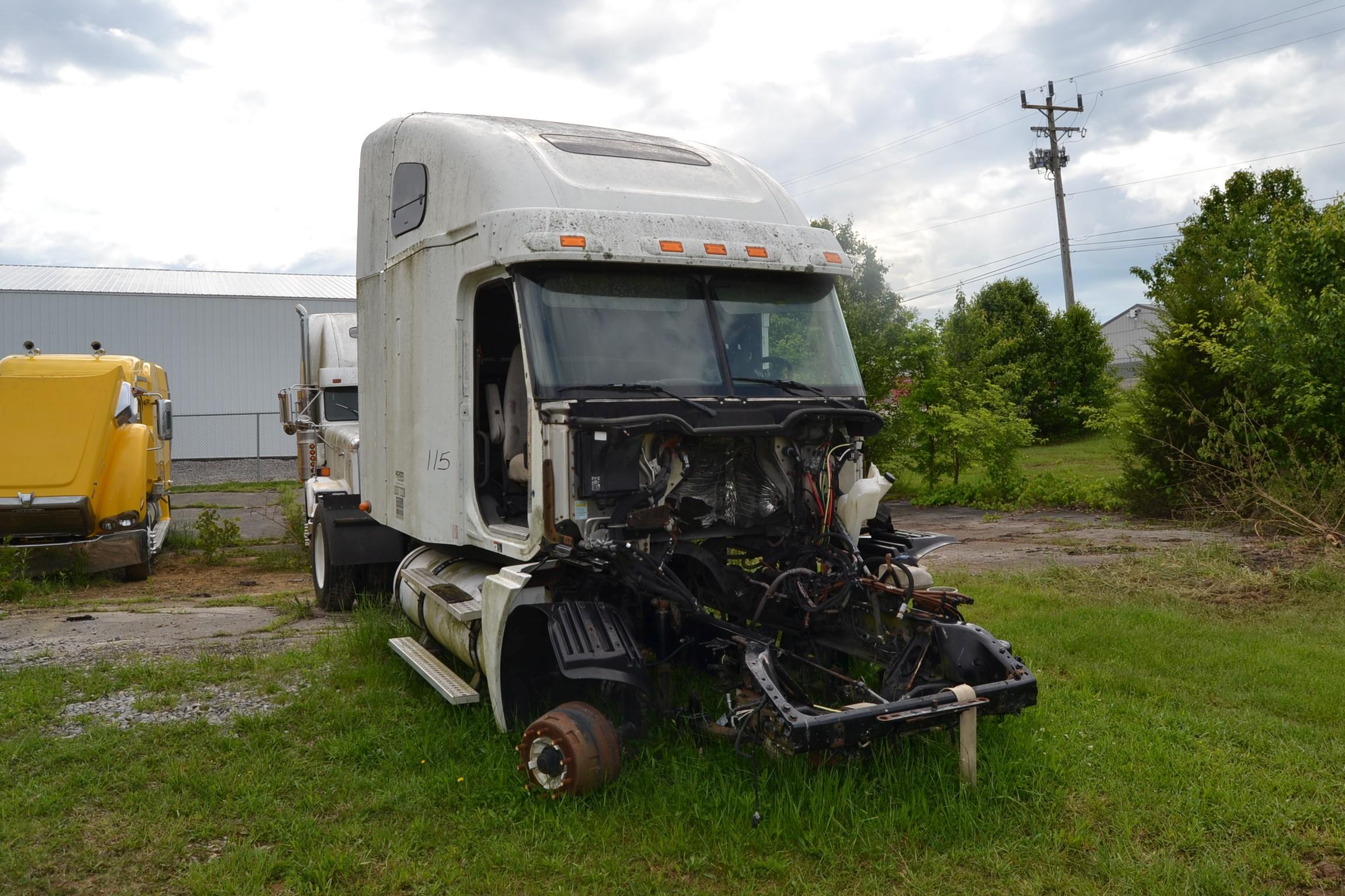 2009 SINGLE AXLE TRUCK FOR PARTS NO MOTOR OR TRANS