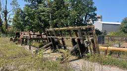 IRVINGTON MOORE 7' STACKER W/BREAK DOWN W/INFEED CHAIN LOCATIED IN ELKINS WV