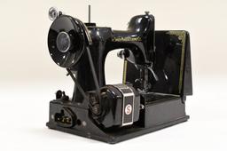 Singer Featherweight Sewing Machine In Case