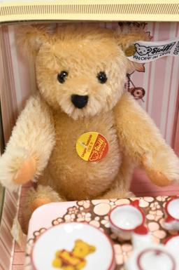 1982 Steiff Teddy Bear Tea Party Set In Box