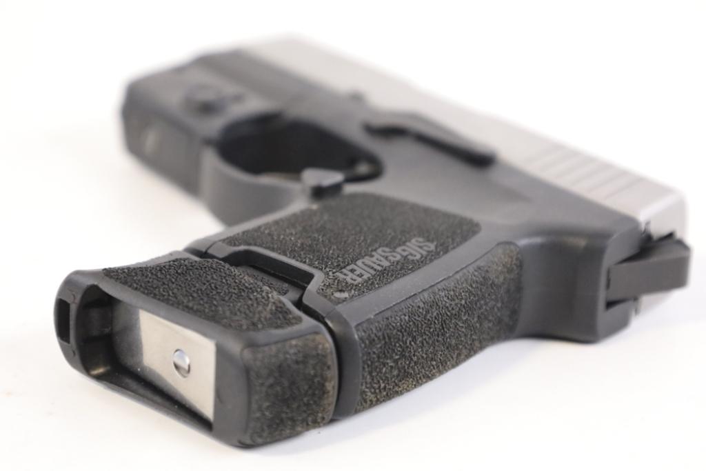 Sig Sauer P290 9mm Semi-Automatic Pistol In Case