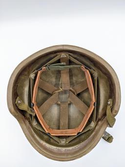 US Military Balistic Helmet w/ Liner.