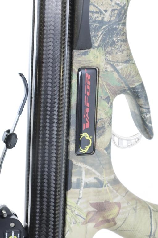 Ten Point Vapor 165 LB Crossbow With Case