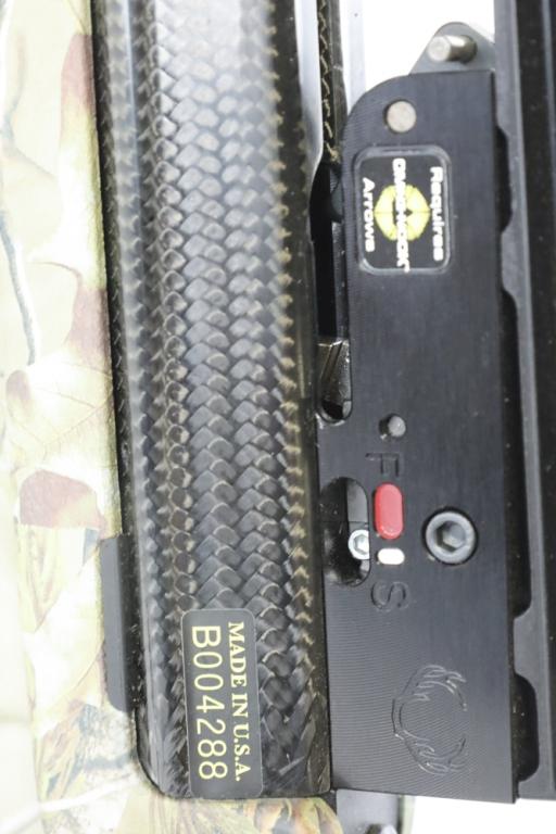 Ten Point Vapor 165 LB Crossbow With Case