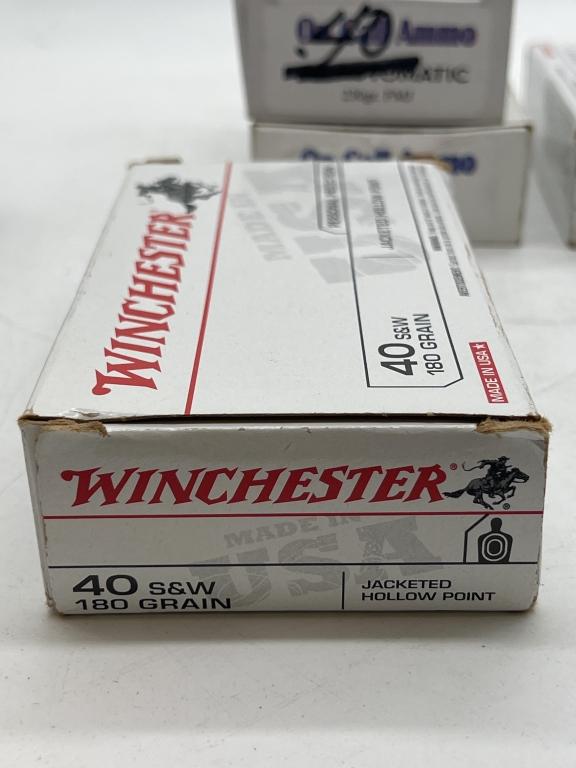 .40 S&W hollow point ammunition