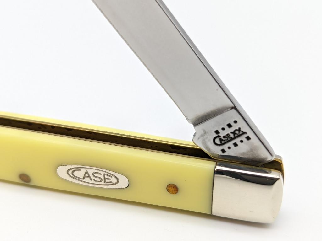 2001 Case XX Smooth Yellow Doctors Knife 3185