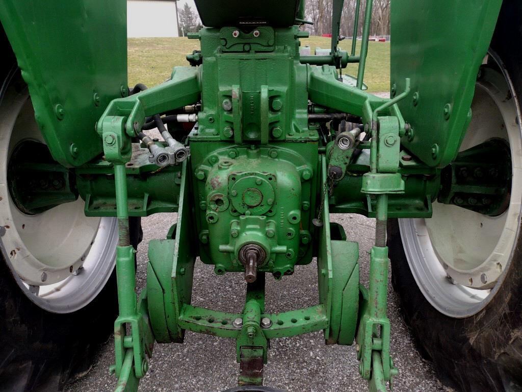 1969 Oliver 1750
