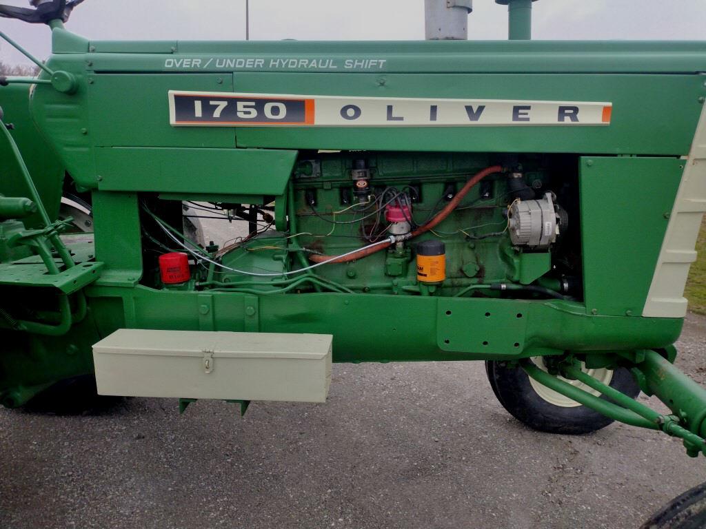 1969 Oliver 1750