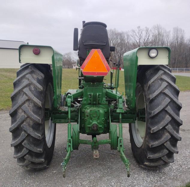 1969 Oliver 1750
