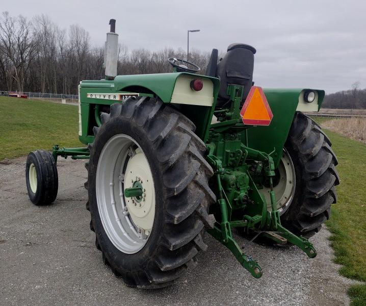 1969 Oliver 1750