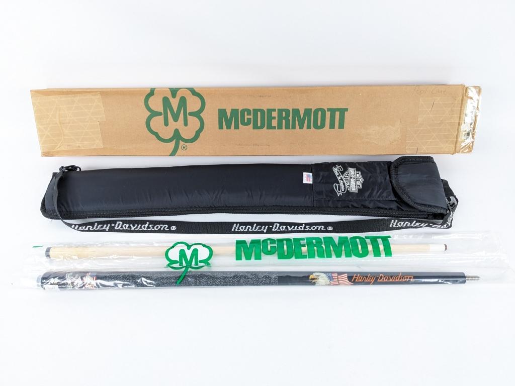 NIB 1999 McDermott Harley-Davidson Pool Cue & Case