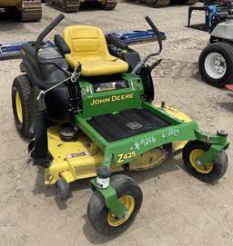 John Deere Z425 Zero Turn Lawn Mower