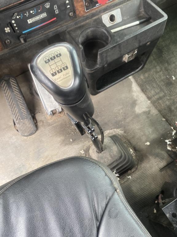 Kenworth T800 Semi