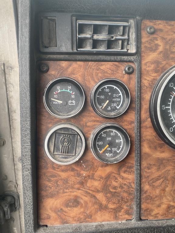 Kenworth T800 Semi