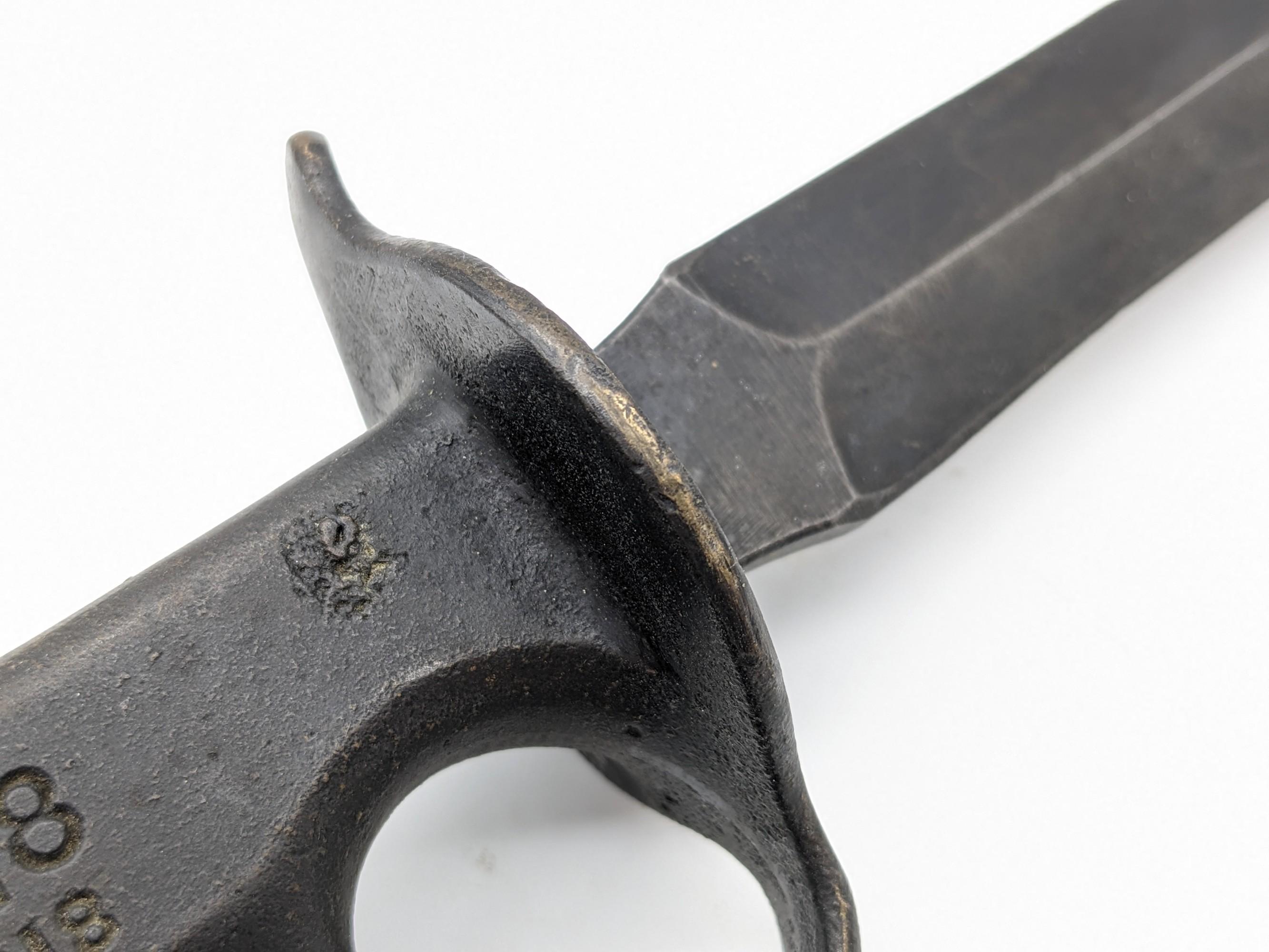 WWI L.F.&C. US 1918 Knuckle Duster Trench Knife
