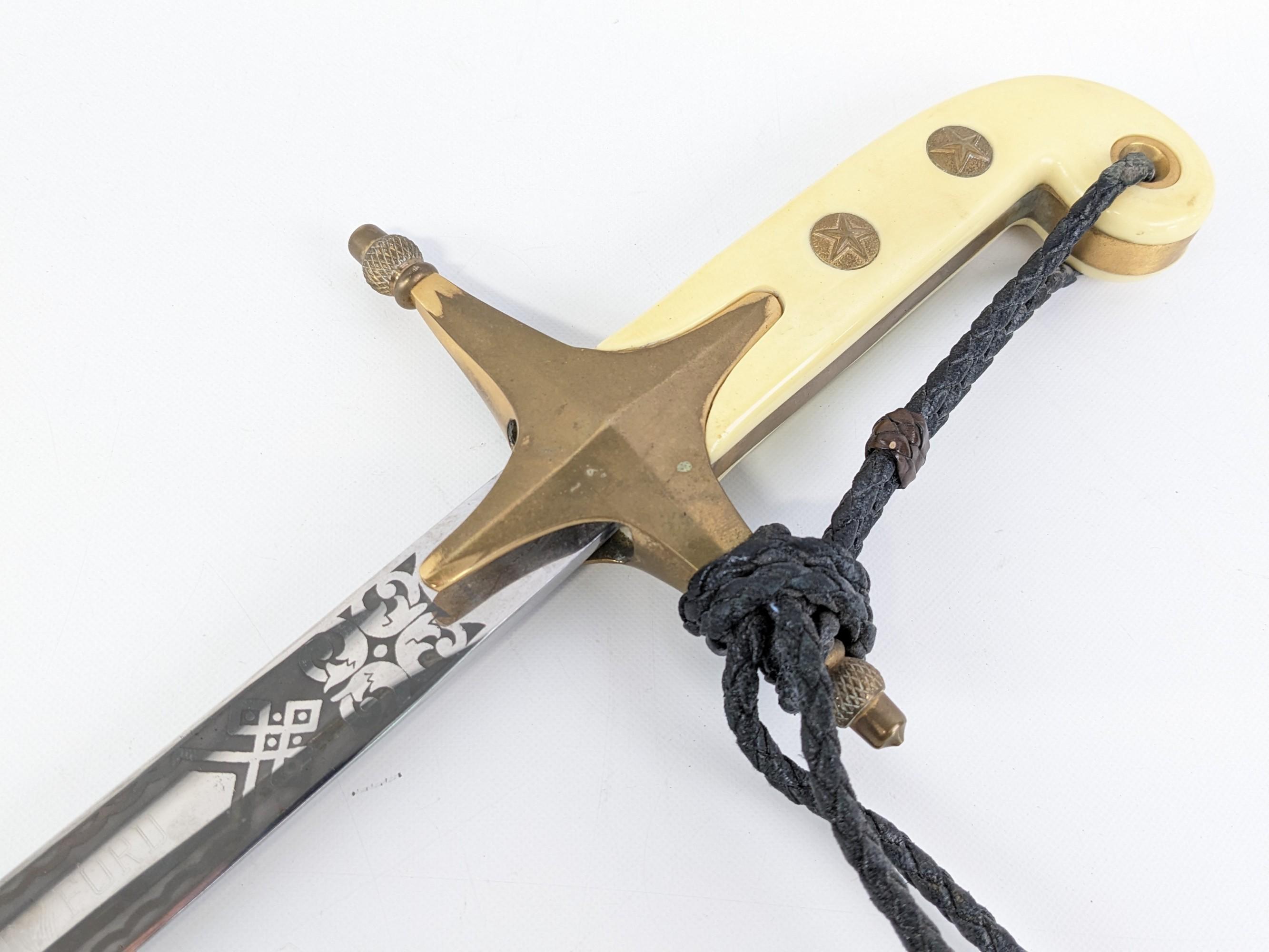 Named US Marine Corps Mameluke Style Officer Dress Sword w/ Scabbard & Case