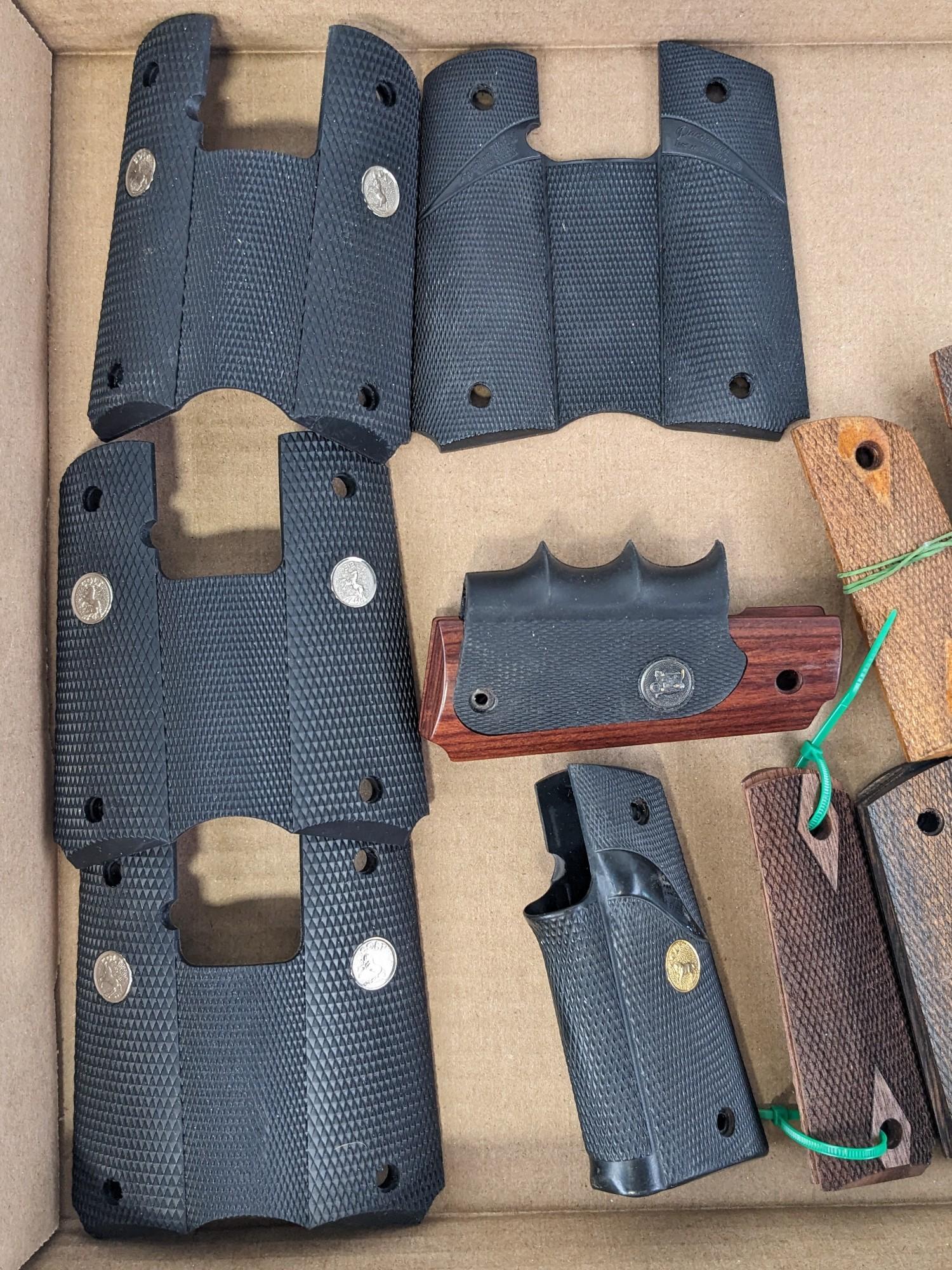 (13) Colt 1911 Checkered Wood & Rubber Full Size Grips