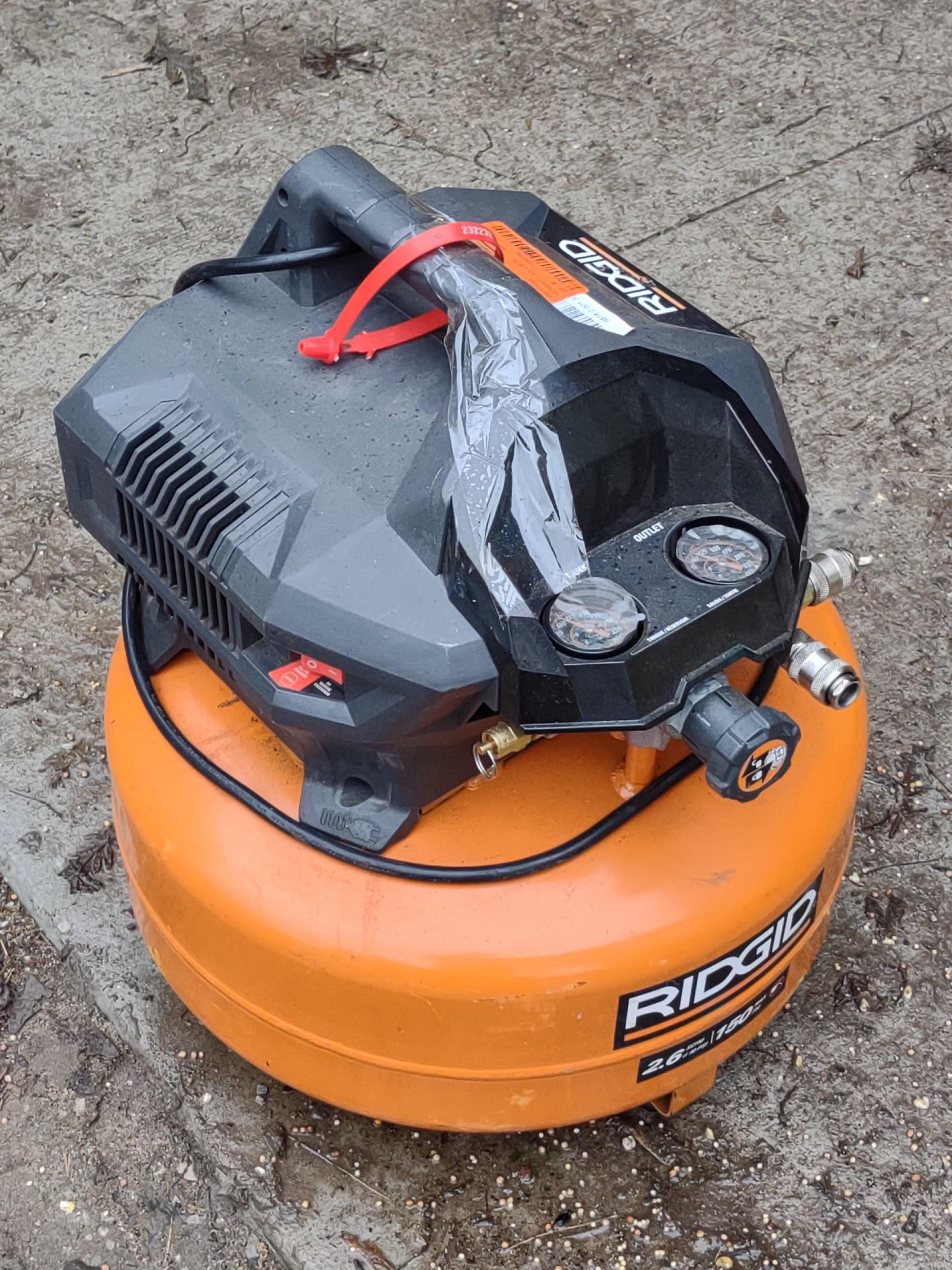 Ridgid 6-Gallon Portable Electric Pancake Air Compressor