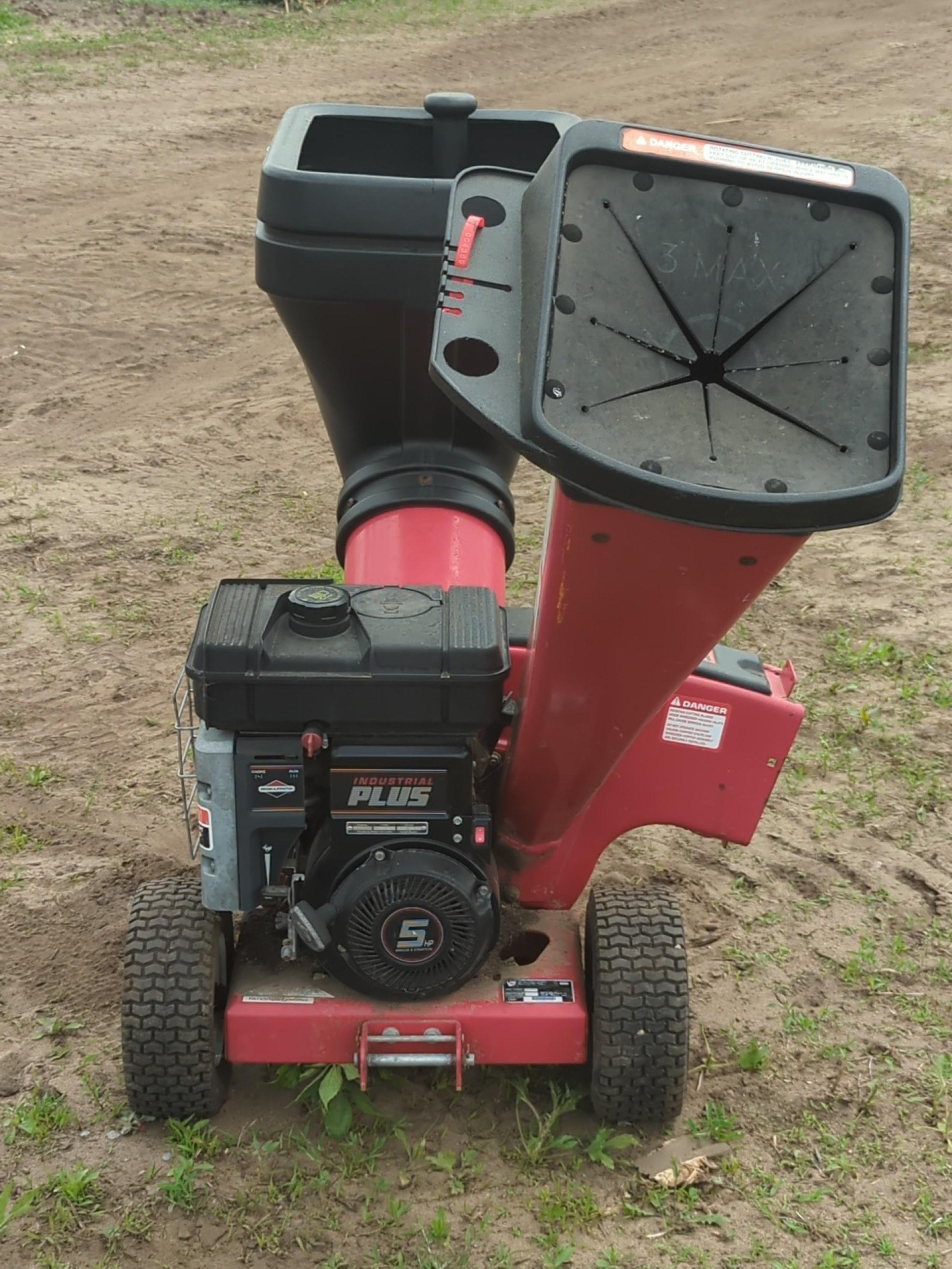 Huskee Mobile Chipper/Shredder (Model 21-53257)