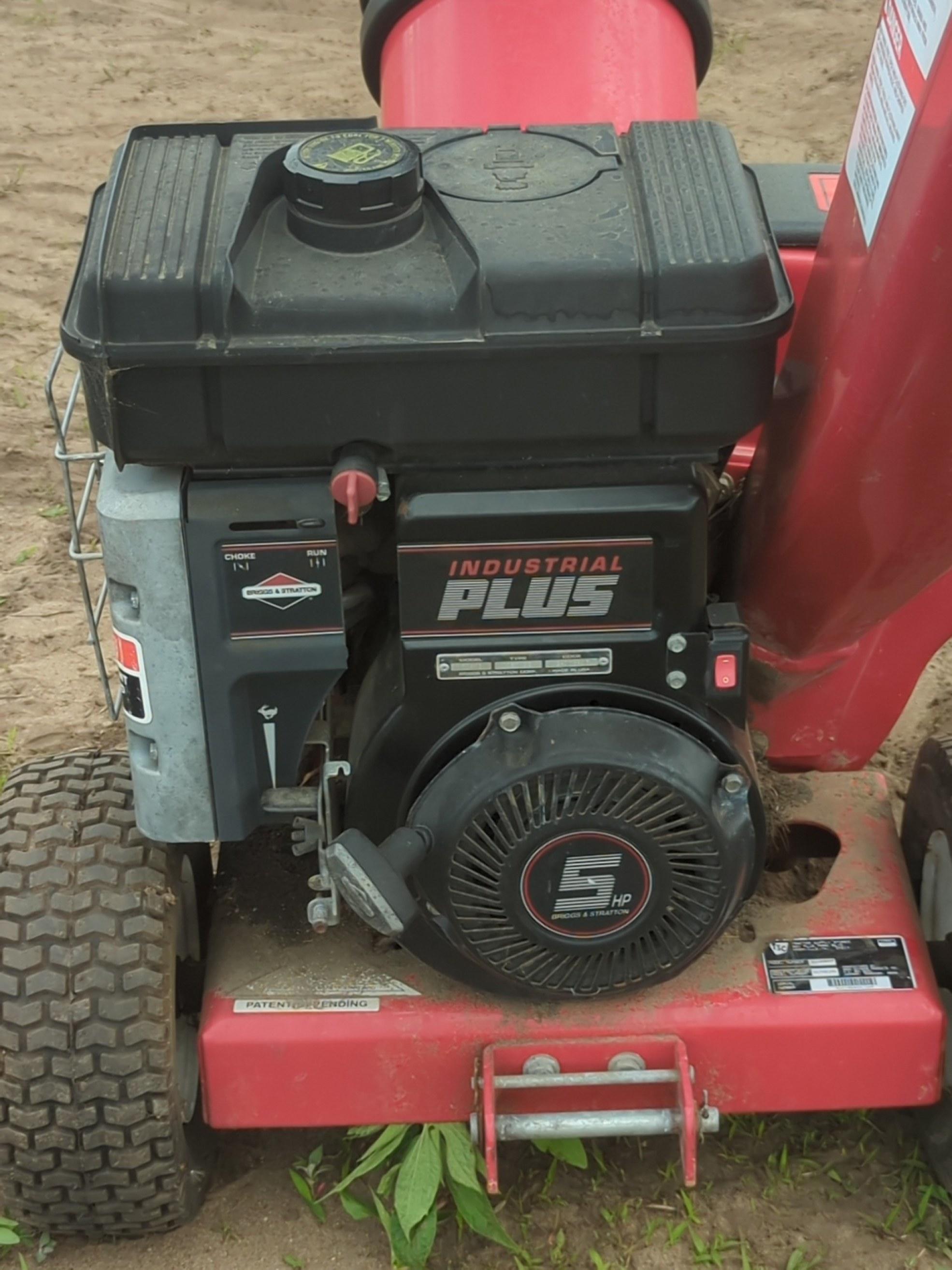 Huskee Mobile Chipper/Shredder (Model 21-53257)