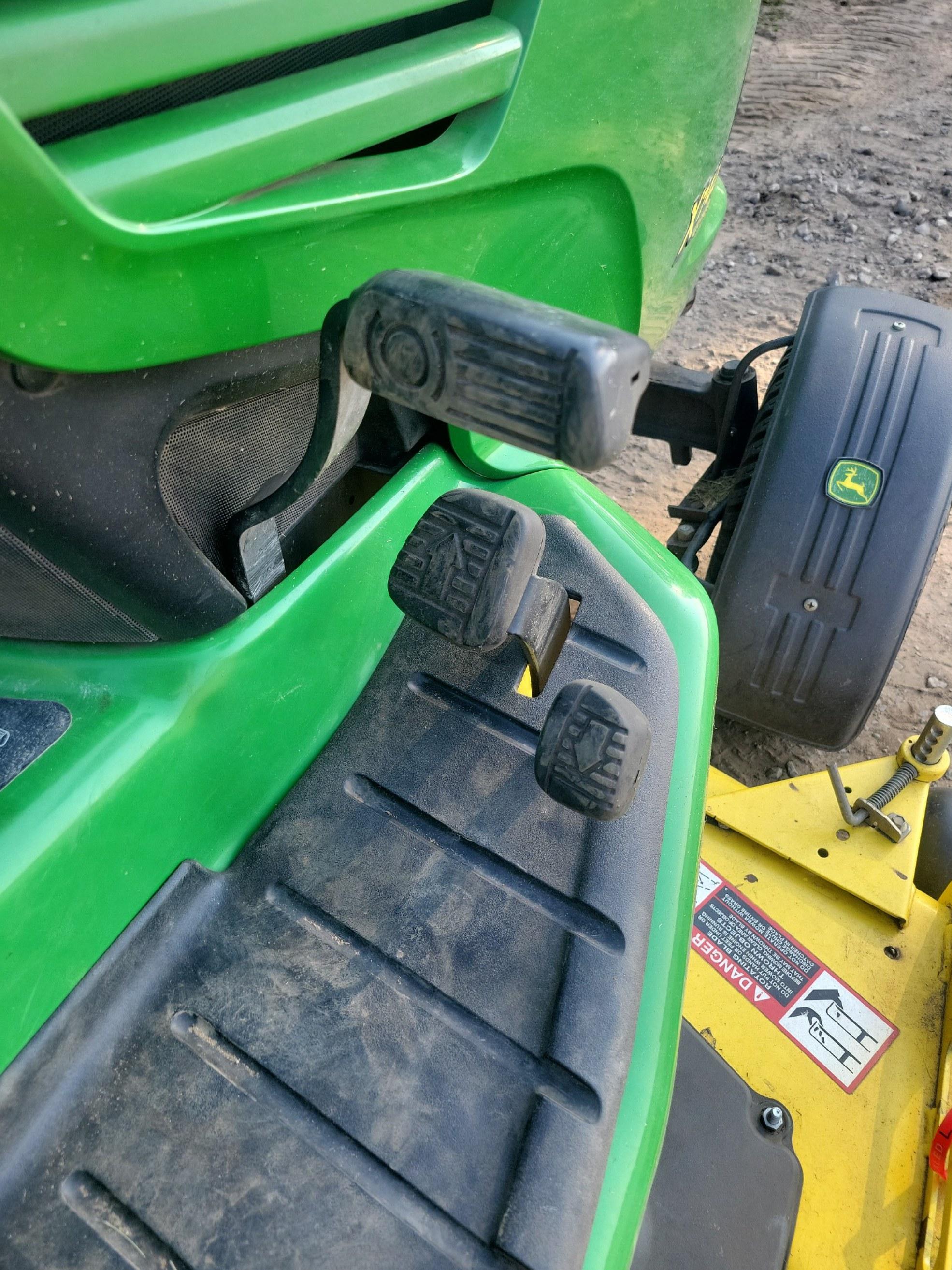 John Deere X740 Ultimate Riding Lawn Tractor