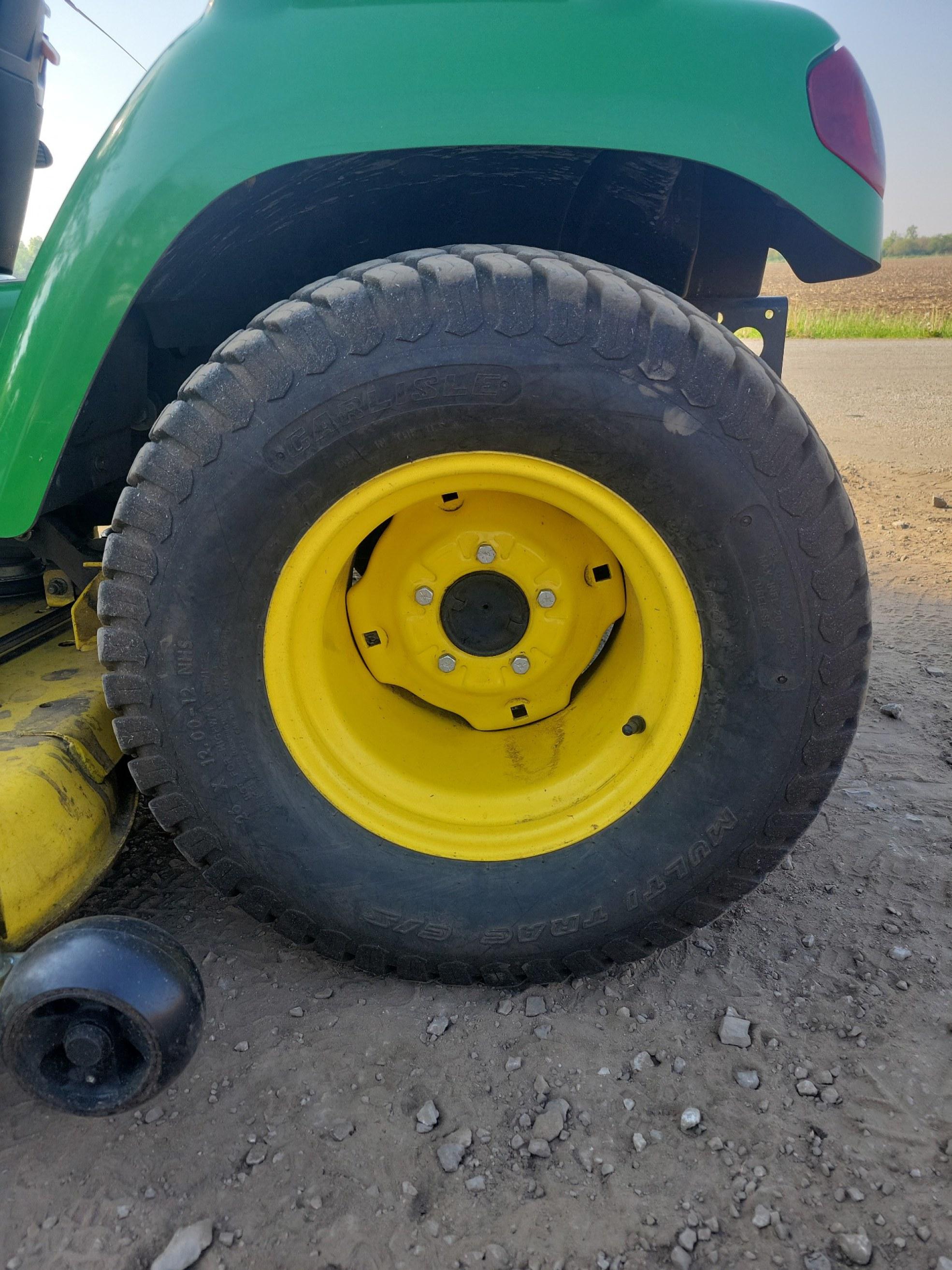 John Deere X740 Ultimate Riding Lawn Tractor