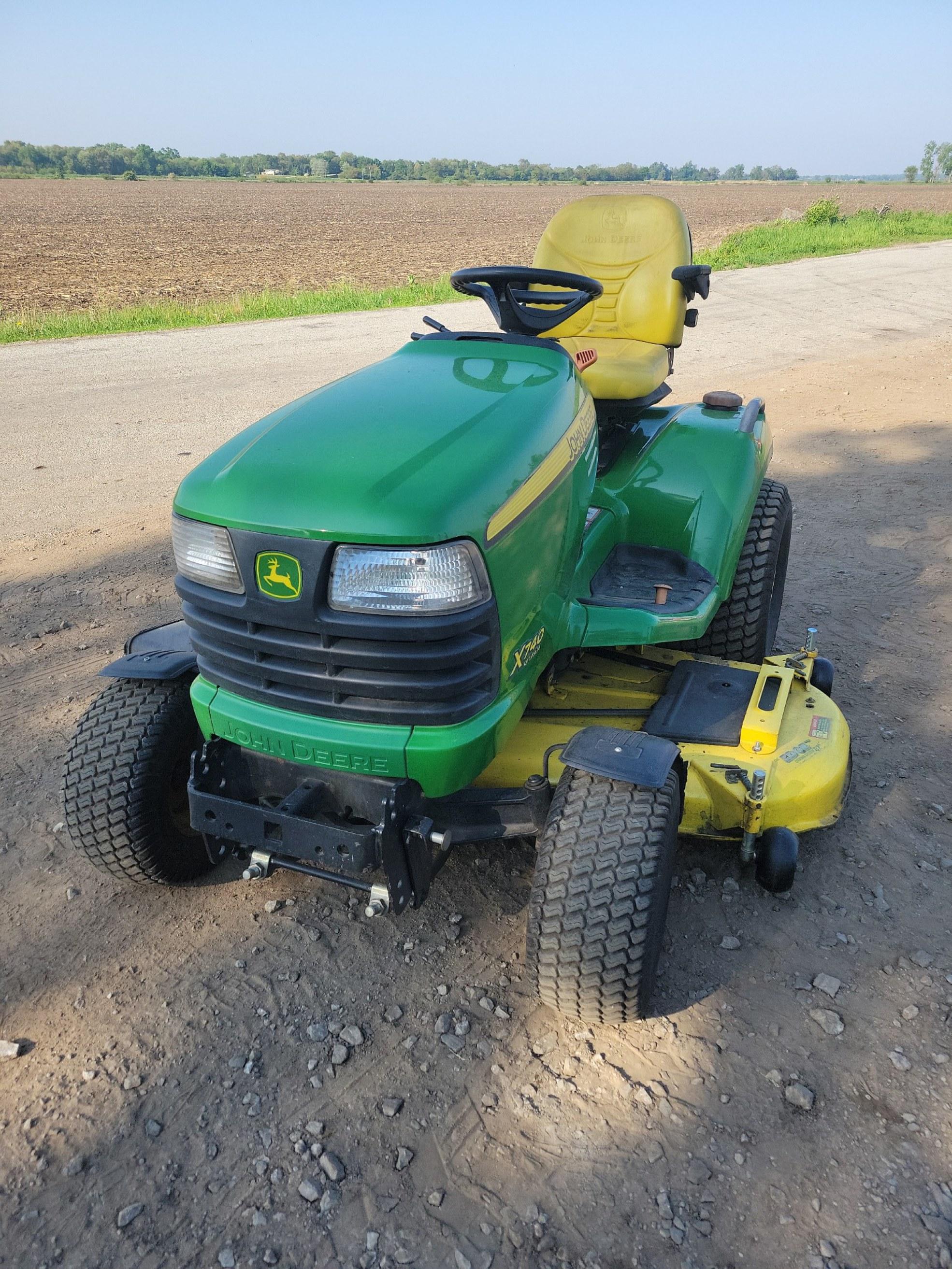 John Deere X740 Ultimate Riding Lawn Tractor