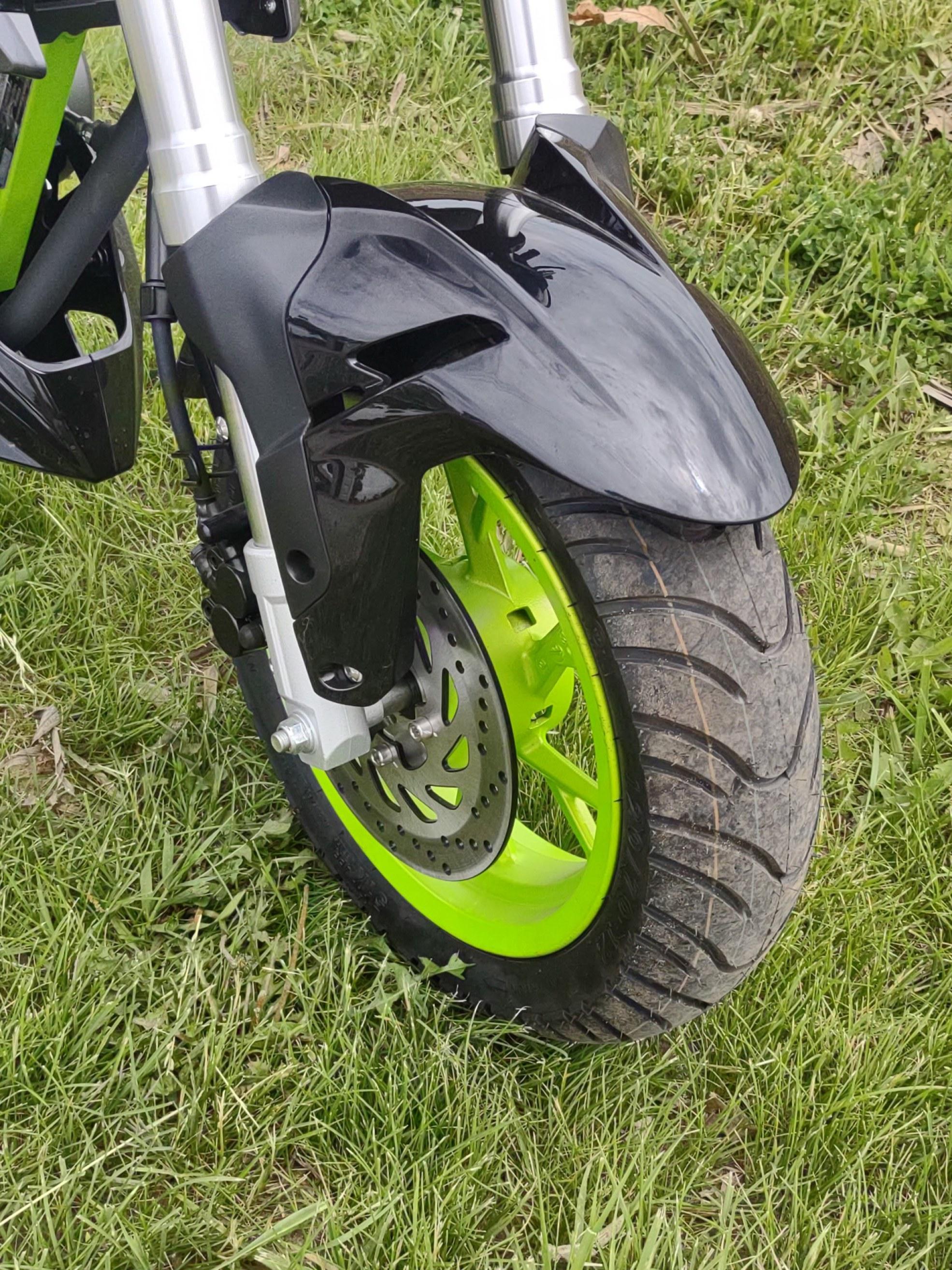 2023 QJ Motor SRF 135 Motorcycle