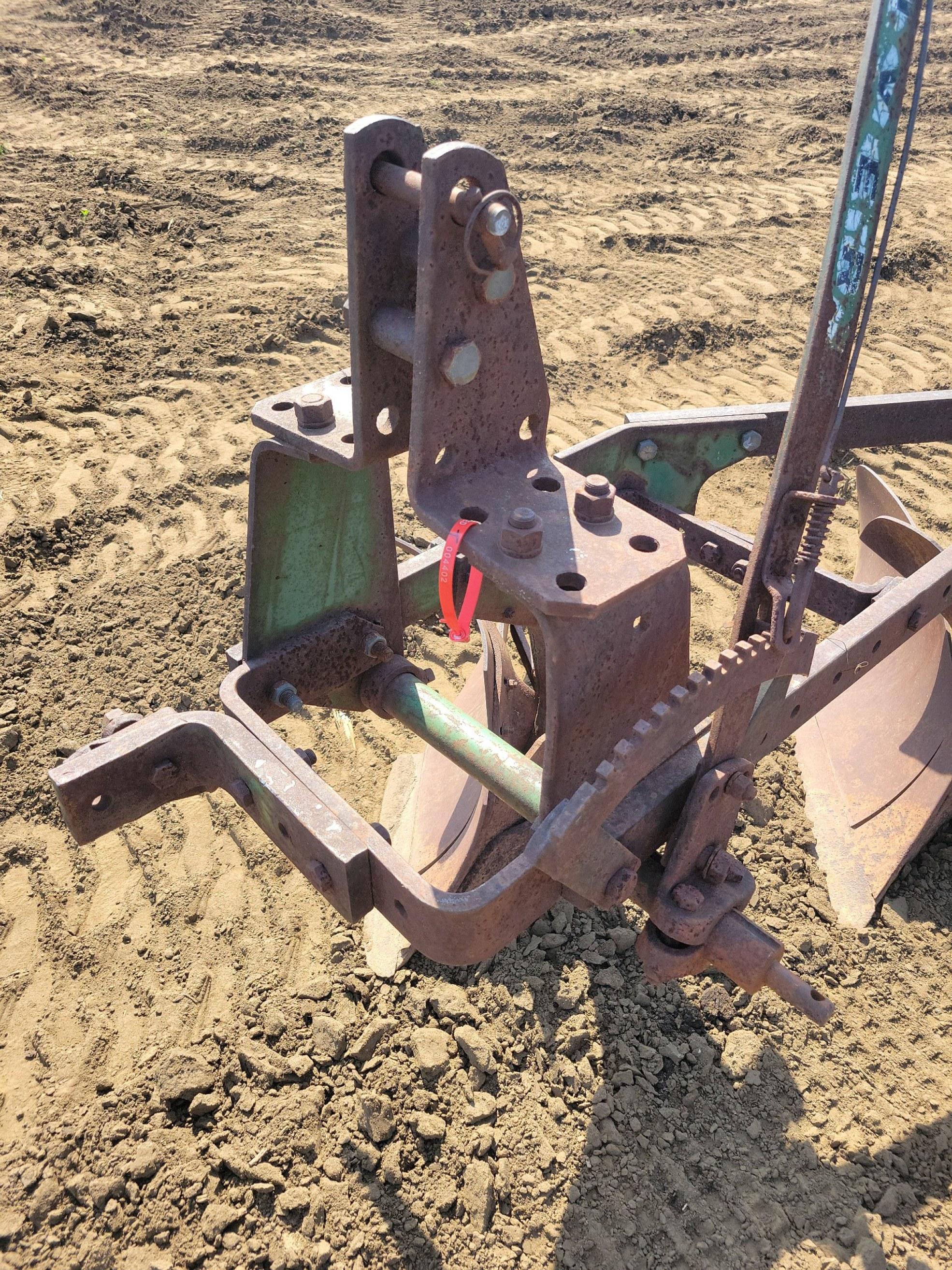 Oliver Moldboard 2 Bottom 3 Point Plow