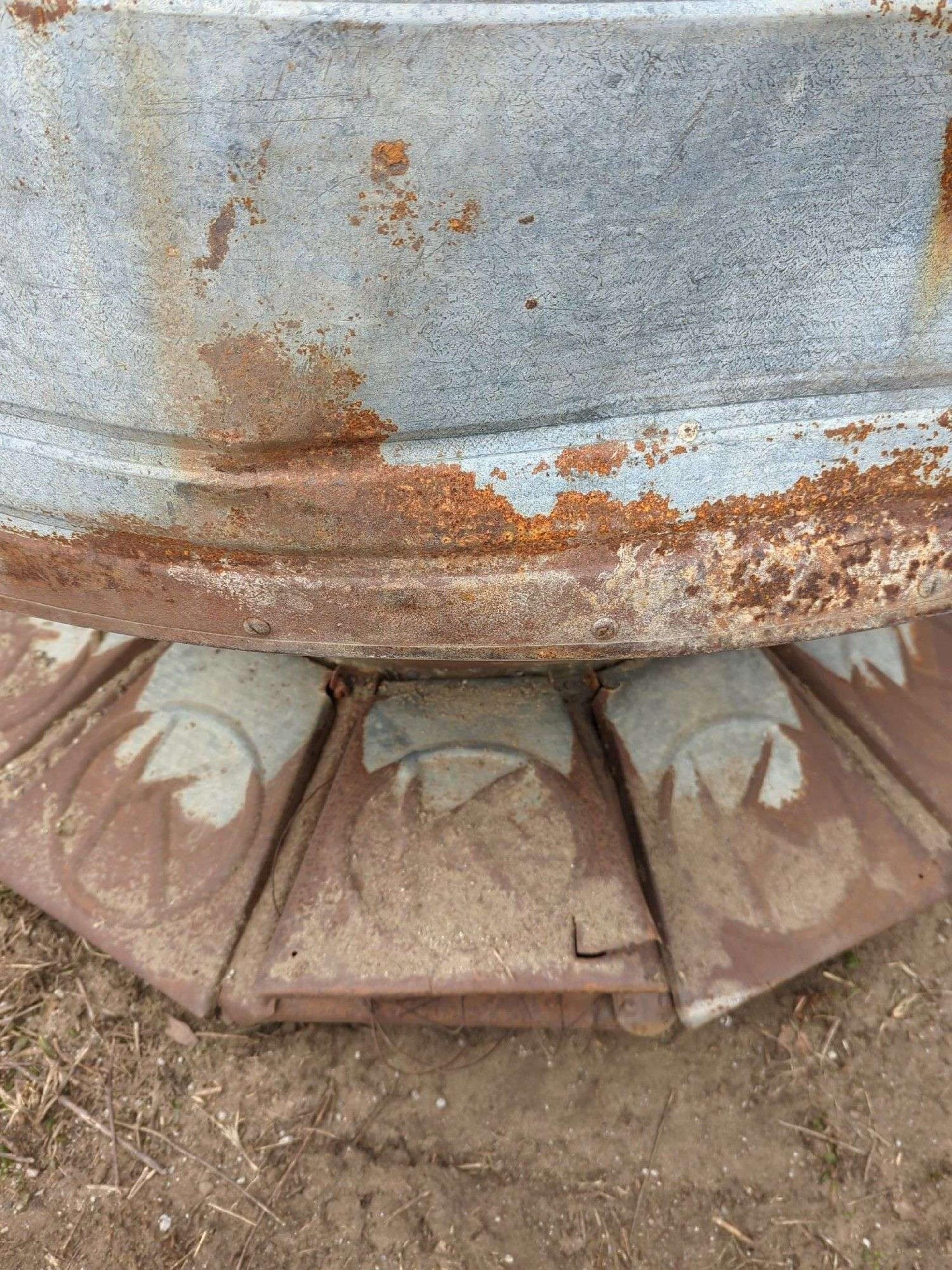K-Line Big Husky Hog Feeder