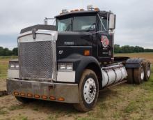1985 Kenworth Construction W900 TC Body Semi Truck