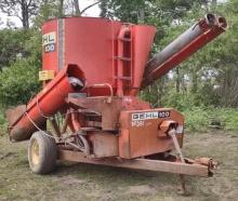 Gehl 100 Grinder Mixer