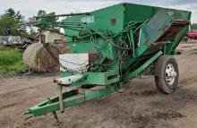 Henke TMR Mixer. Model#B240. W/Weight Scale.