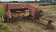 New Holland Super Hay Liner 68 Baler