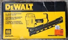 DeWalt 21 Degree Plastic Round Head Framing Nailer