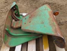 John Deere 4020 Fenders