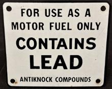 SSP Gas Pump Contains Lead Sign