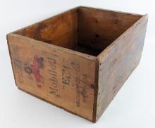 Early Gargoyle Mobiloil ÒEÓ 5 Gallon Oil Can Wooden Shipping Crate