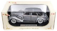 1/18 Scale Signature Models 1937 Lincoln Touring Cabriolet