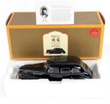 1/18 Scale Signature Models 1938 Packard One Eighty