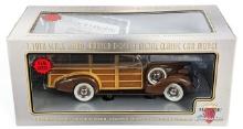 1/18 Motor City Classics 1939 Chevrolet Master Deluxe Woody Wagon