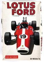 1/16 Scale Bandai Lotus Ford #19 Race Car Model Kit