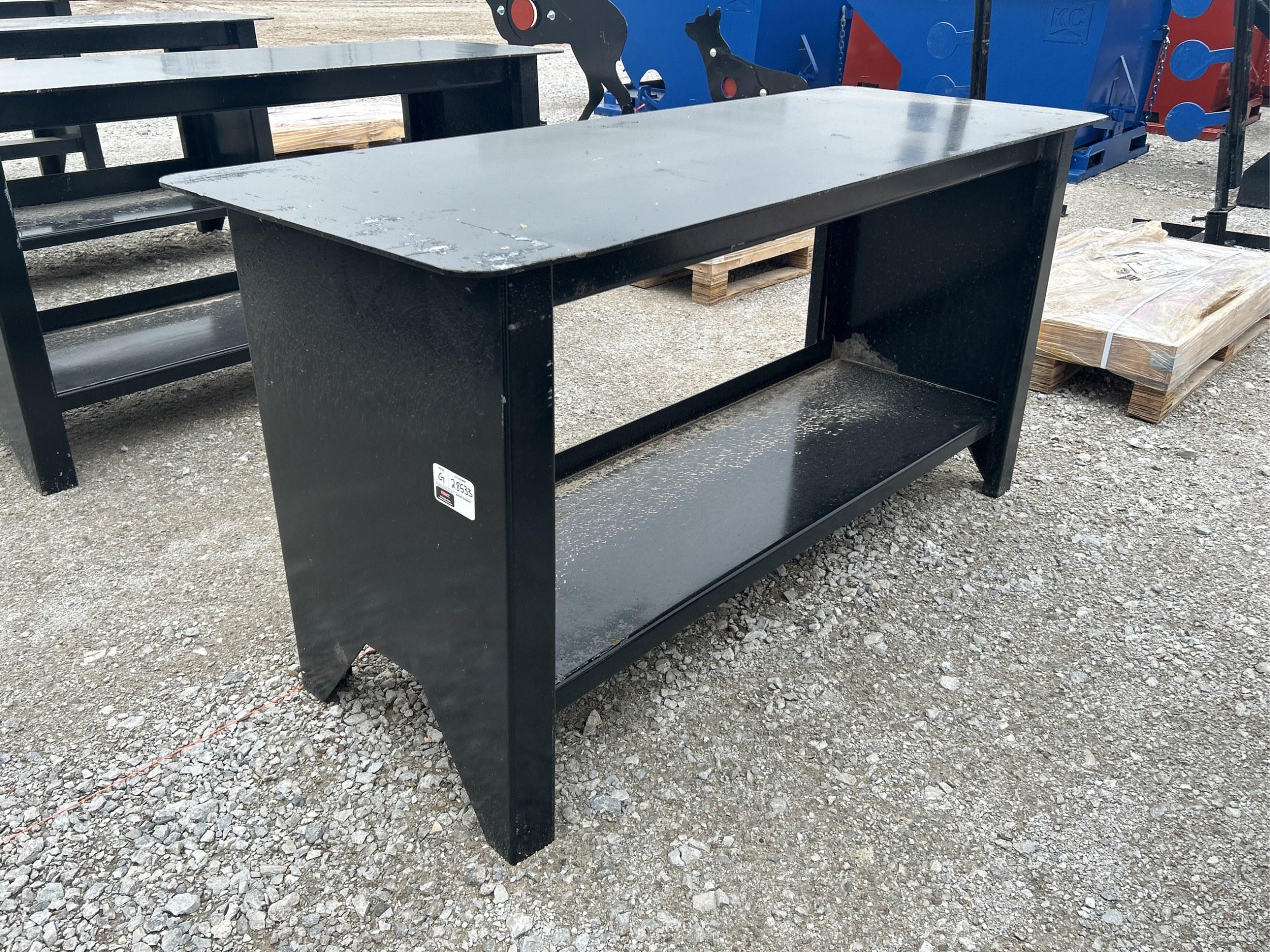 65 Metal Work Bench