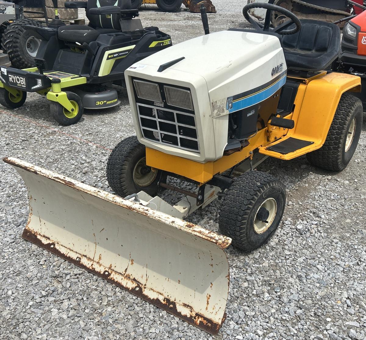 Cub Cadet 1715 Riding Lawn Mower