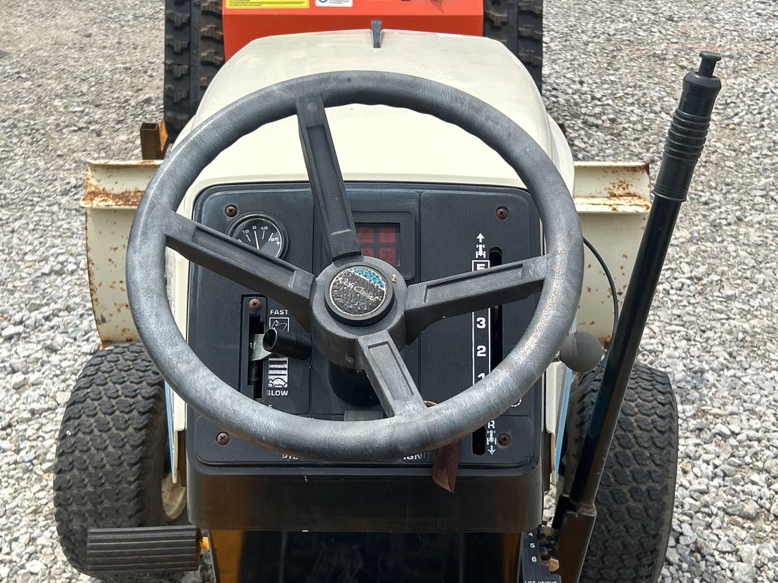 Cub Cadet 1715 Riding Lawn Mower